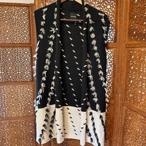 🚺 📐Nic+Zoe black/ivory long sweater vest